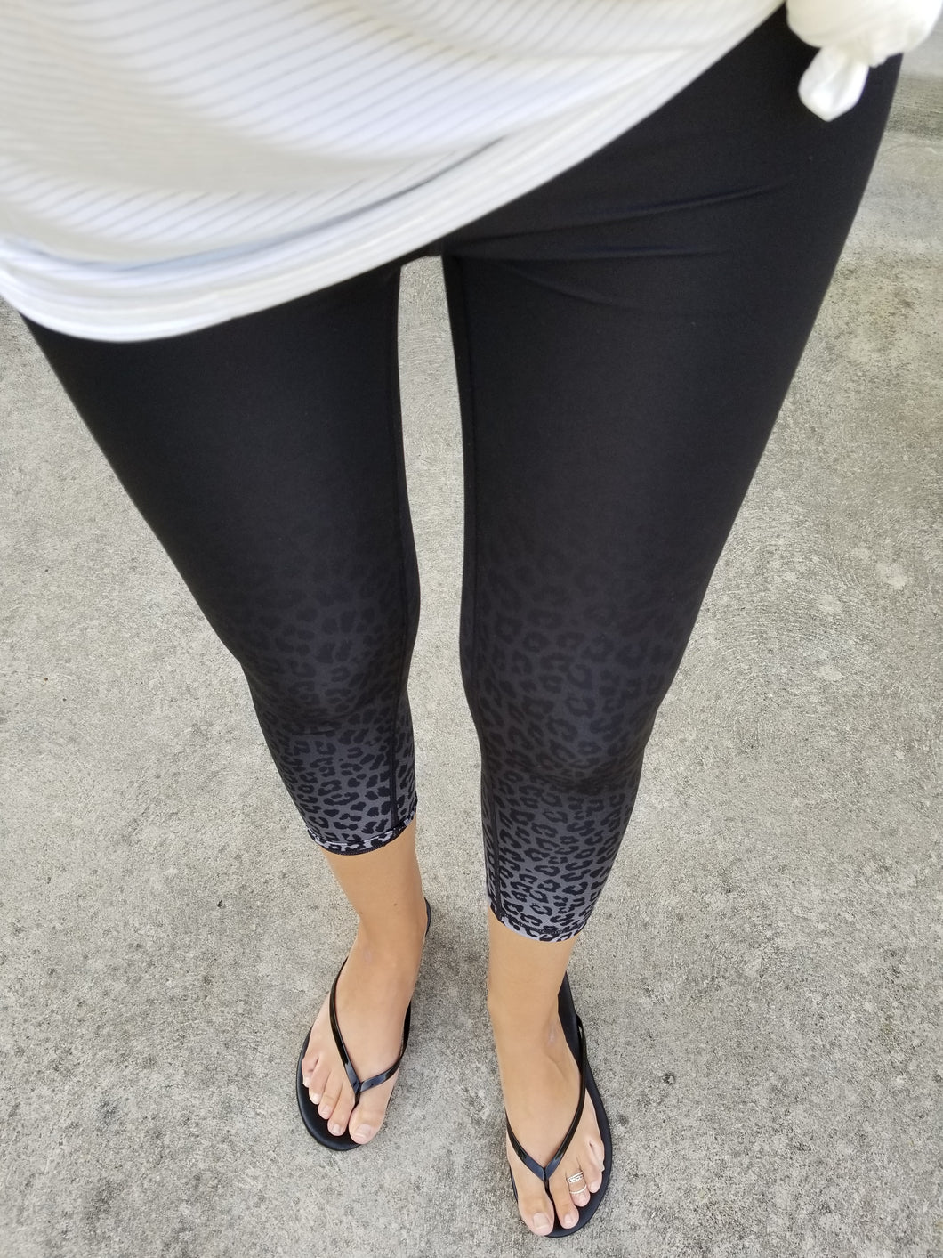 Black Leopard Capris Leggings
