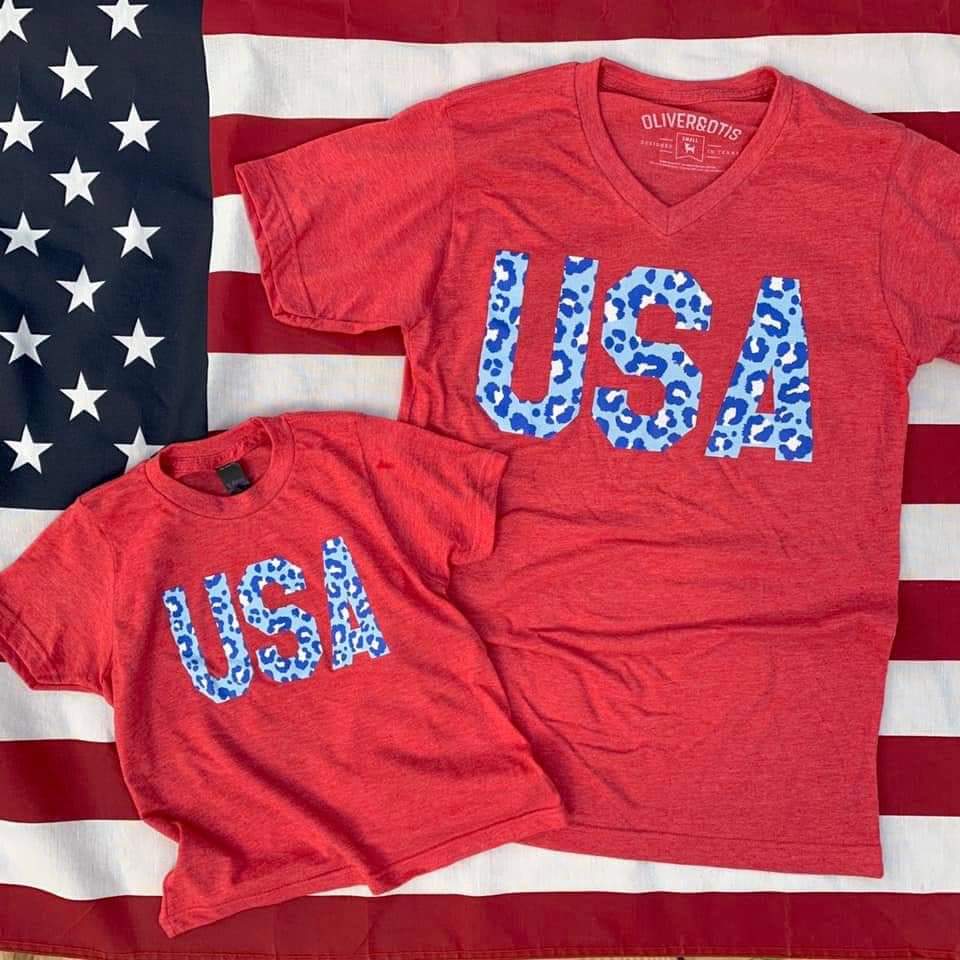 USA Cheetah Graphic Tee