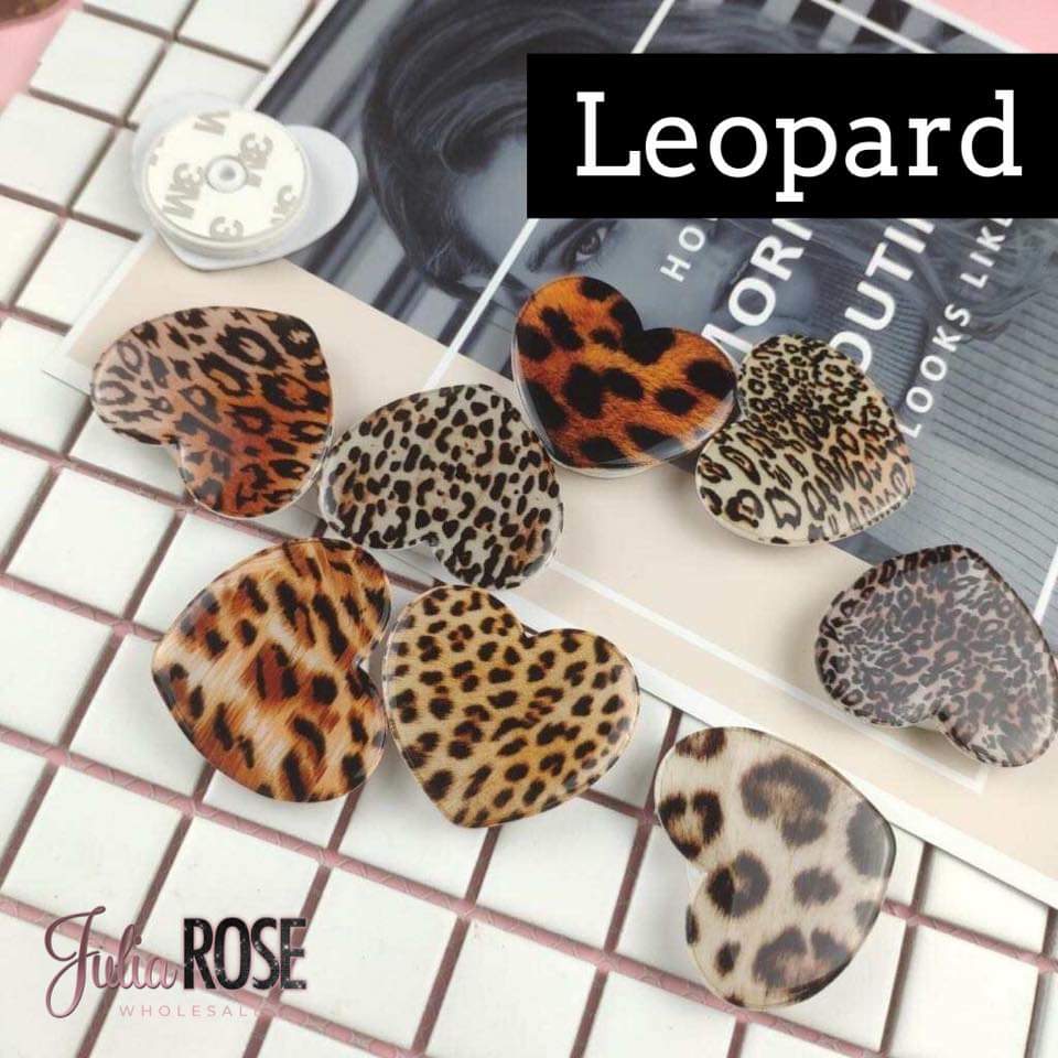 Leopard Heart Pop Sockets